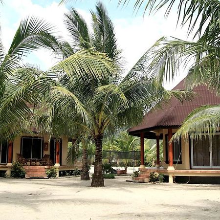 Le Palme Beach Resort Pandan Buitenkant foto