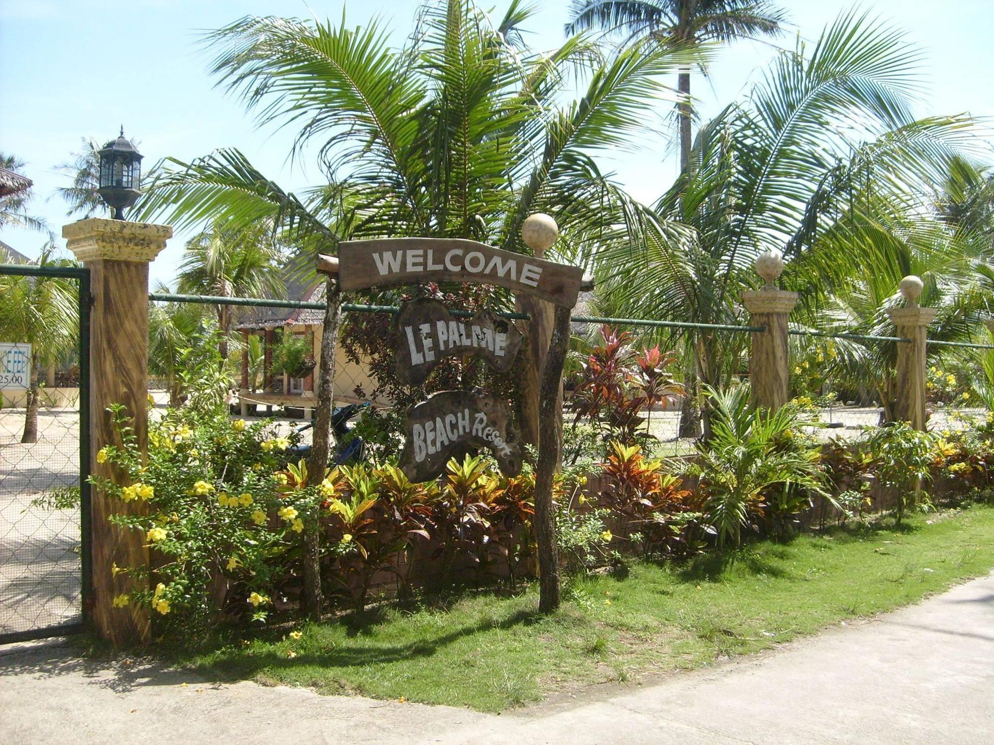 Le Palme Beach Resort Pandan Buitenkant foto
