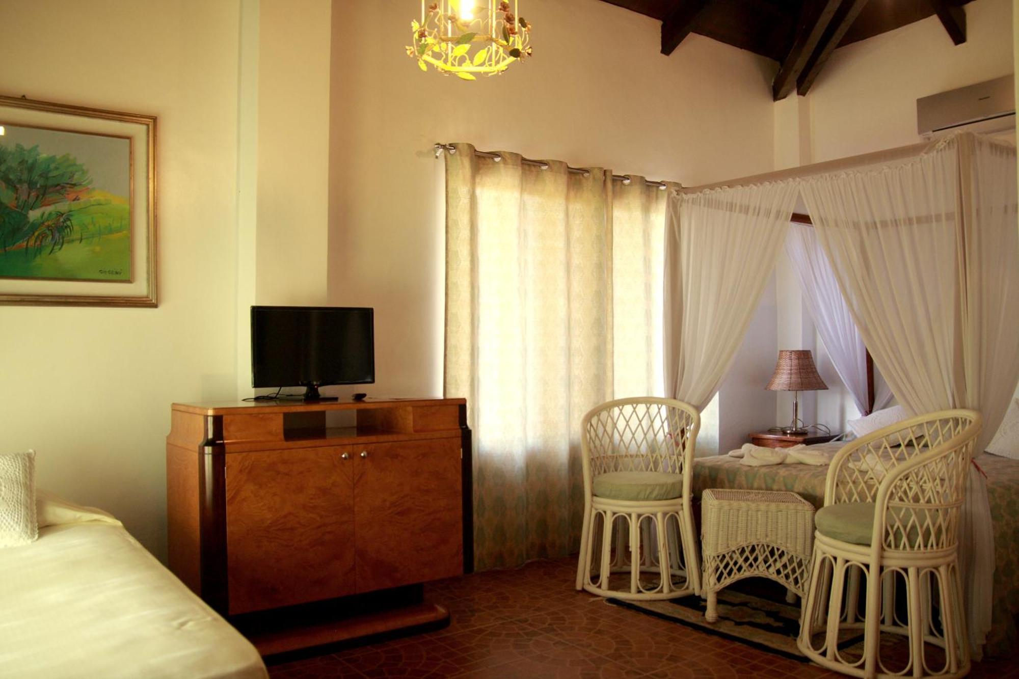 Le Palme Beach Resort Pandan Buitenkant foto