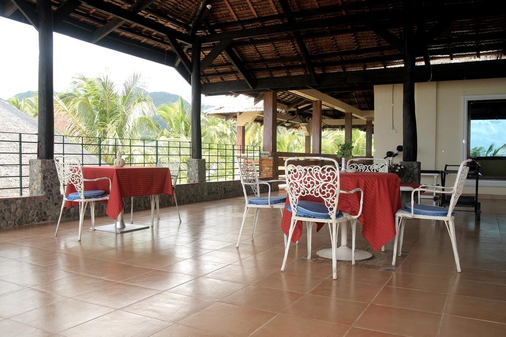 Le Palme Beach Resort Pandan Buitenkant foto
